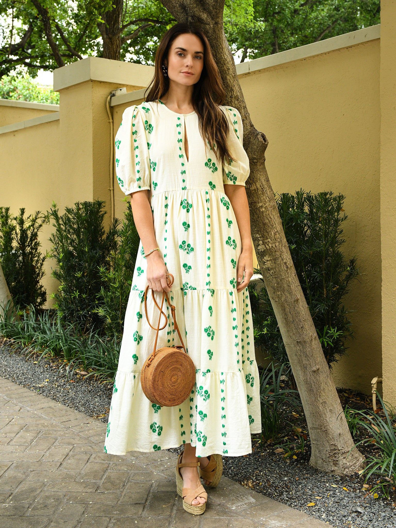 Oliphant Dresses: Elegant Styles for Every Occasion