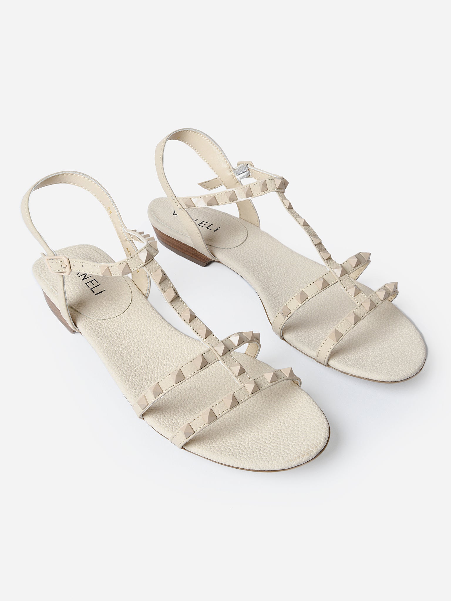 Vaneli best sale studded sandals