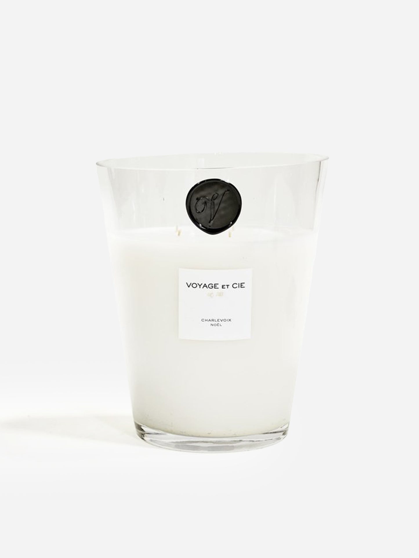 Voyage Et Cie 120oz French Cut Candle – saintbernard.com