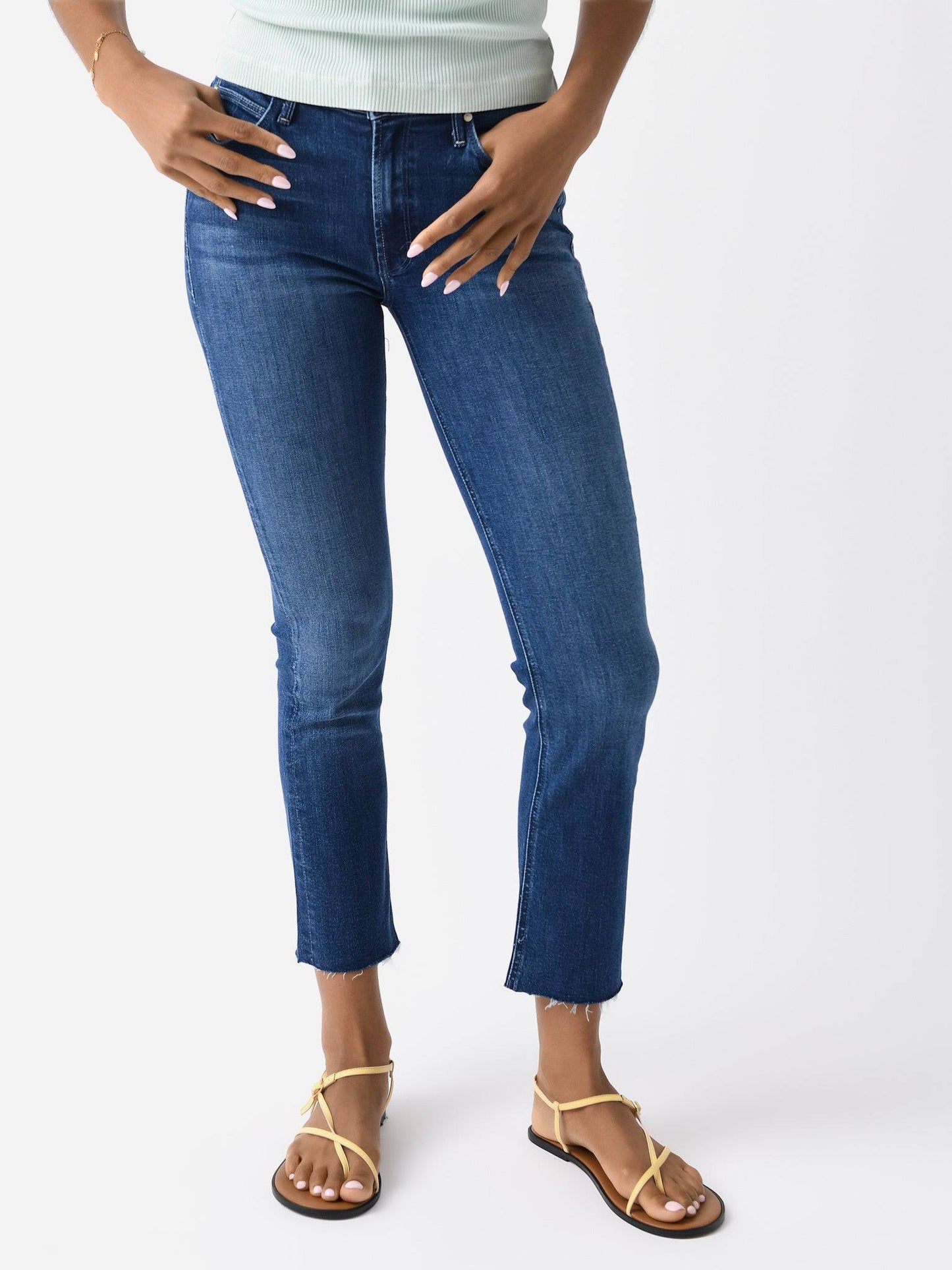 Mother Women's The Mid Rise Dazzler Ankle Fray Jean