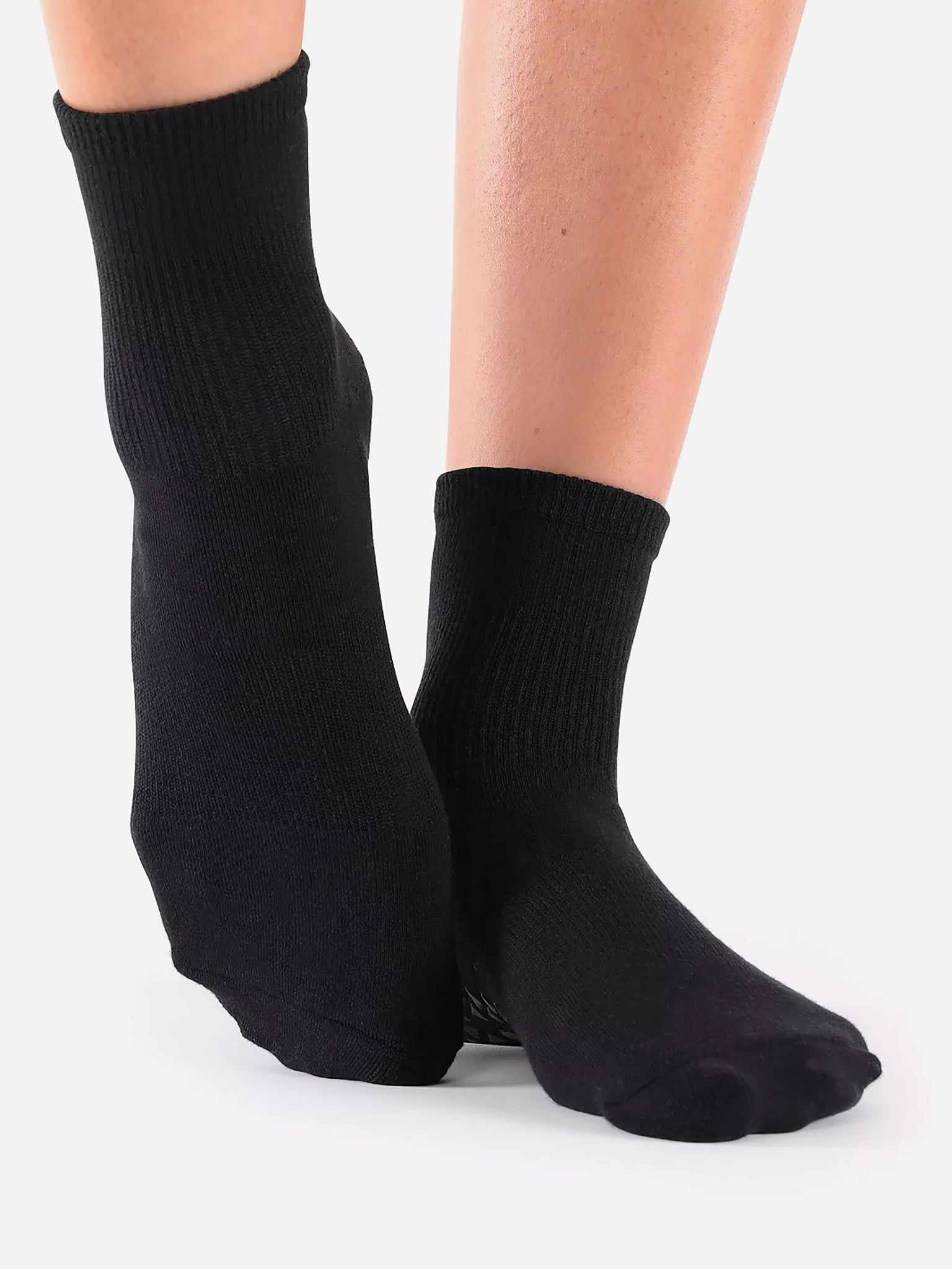 Pointe Studio Women's The Pop 3-Pack Grip Socks