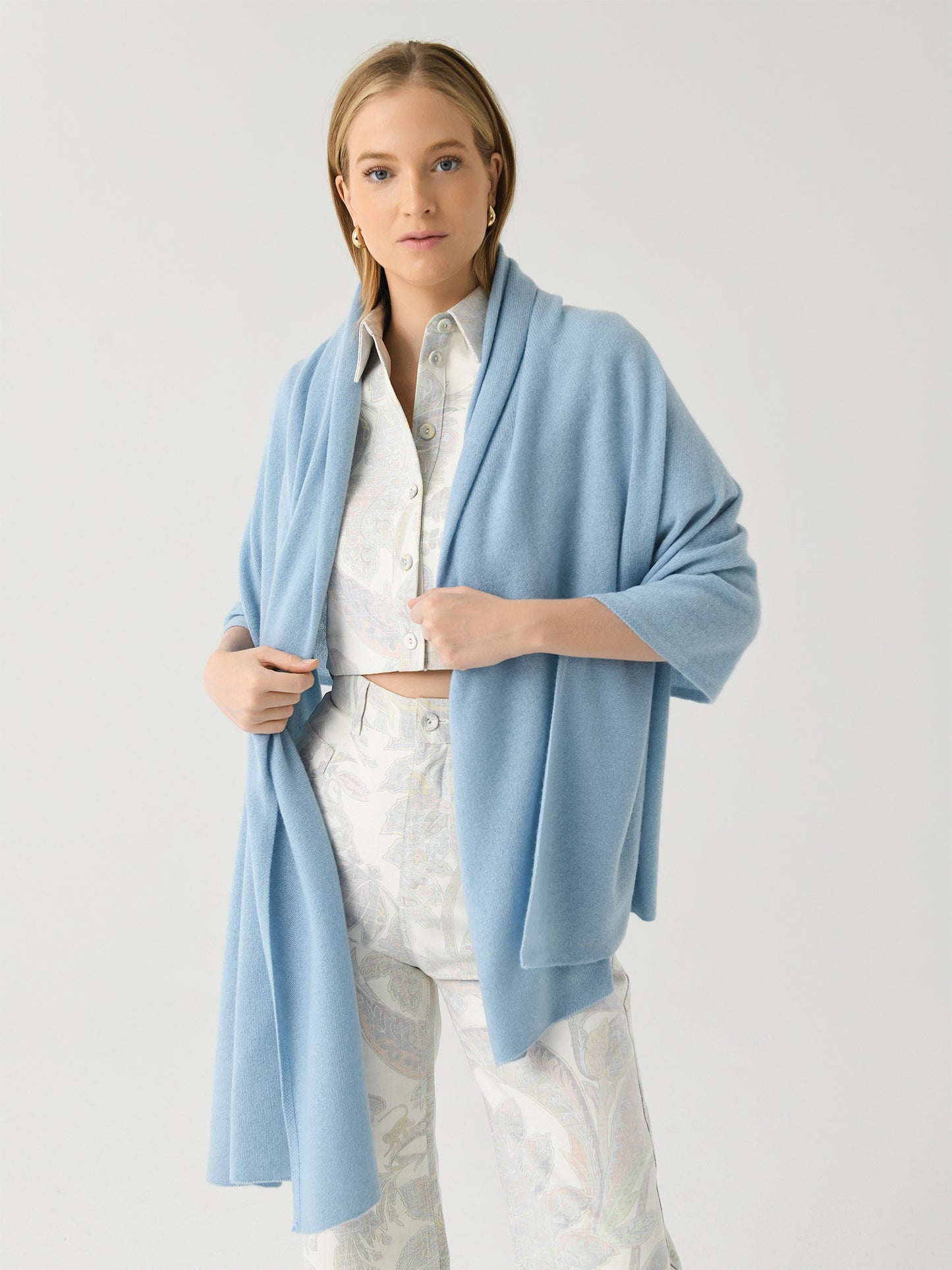 White + Warren Cashmere Travel Wrap