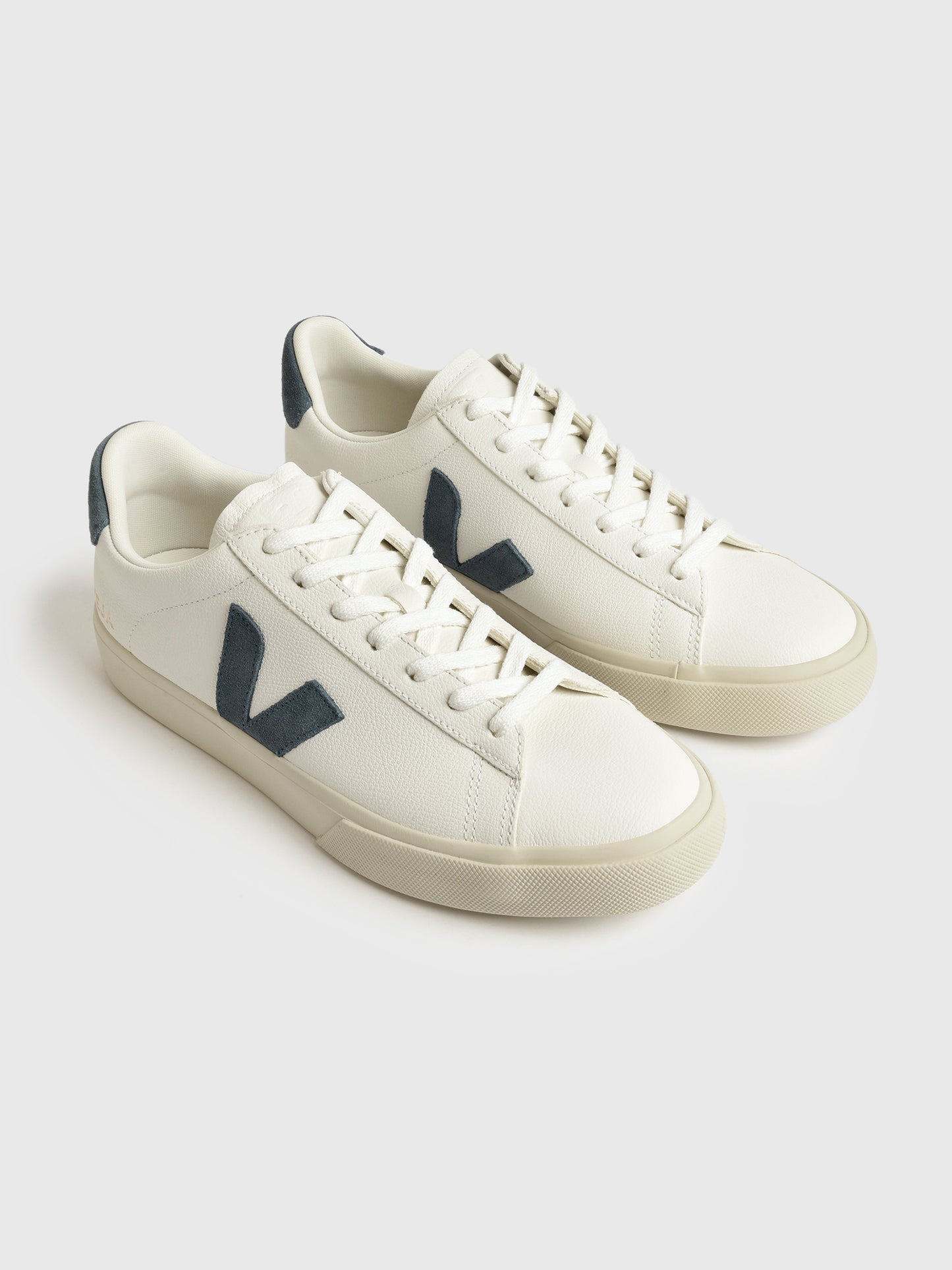 VEJA Men's Campo Chromefree Leather Sneaker