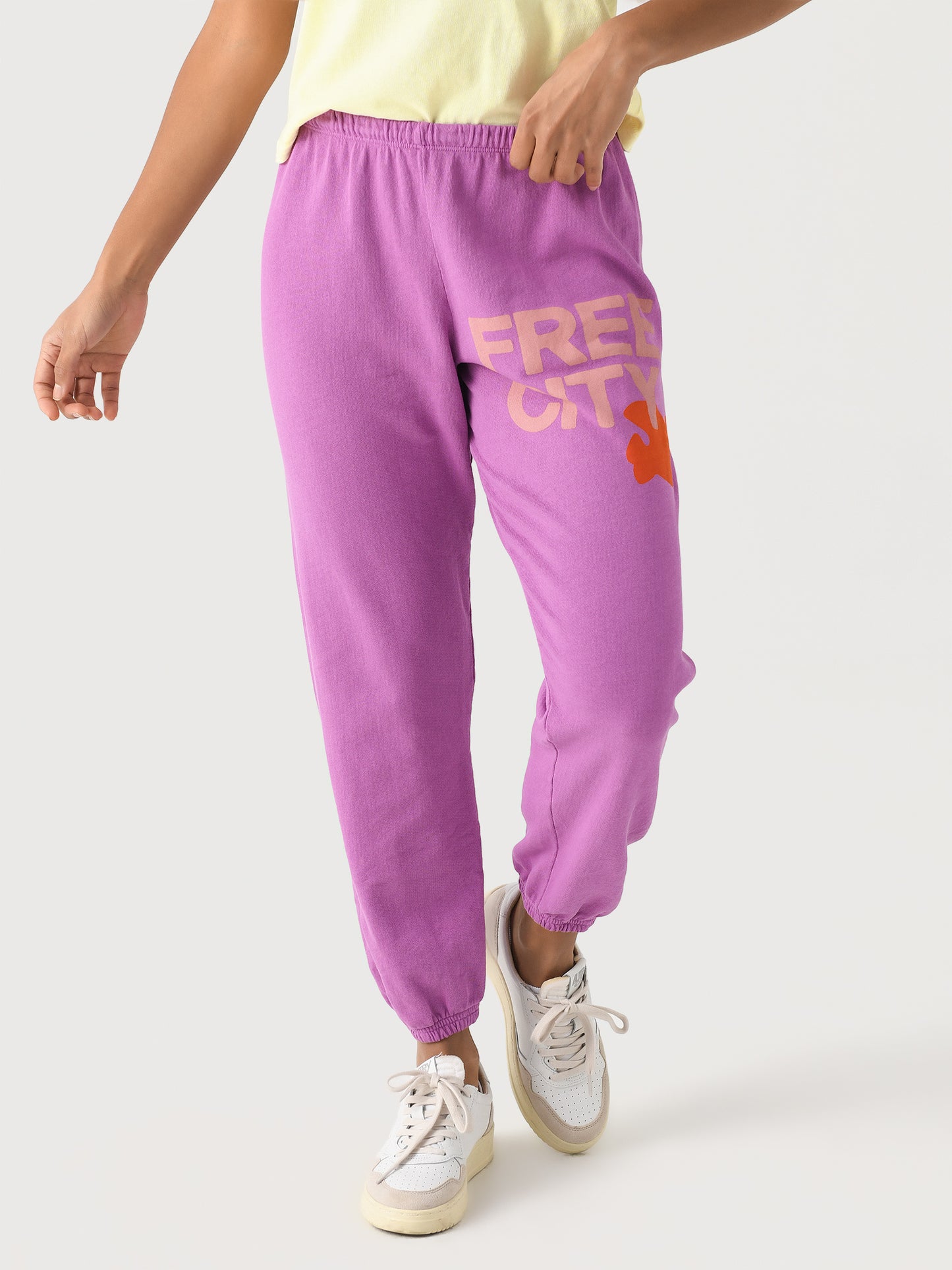 FREE CITY Women's Large Logo Sweatpant