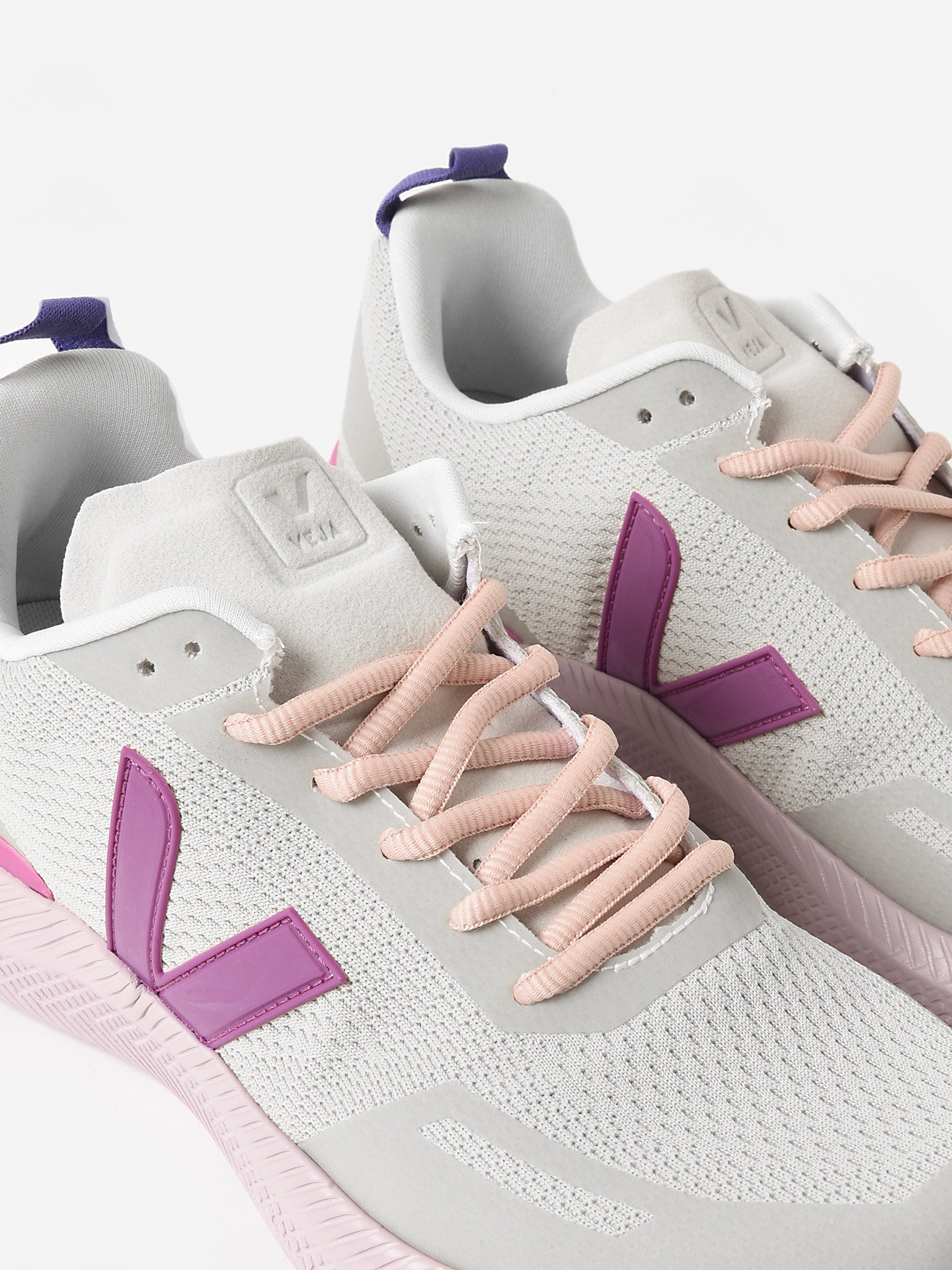 Veja 2024 vegan femme