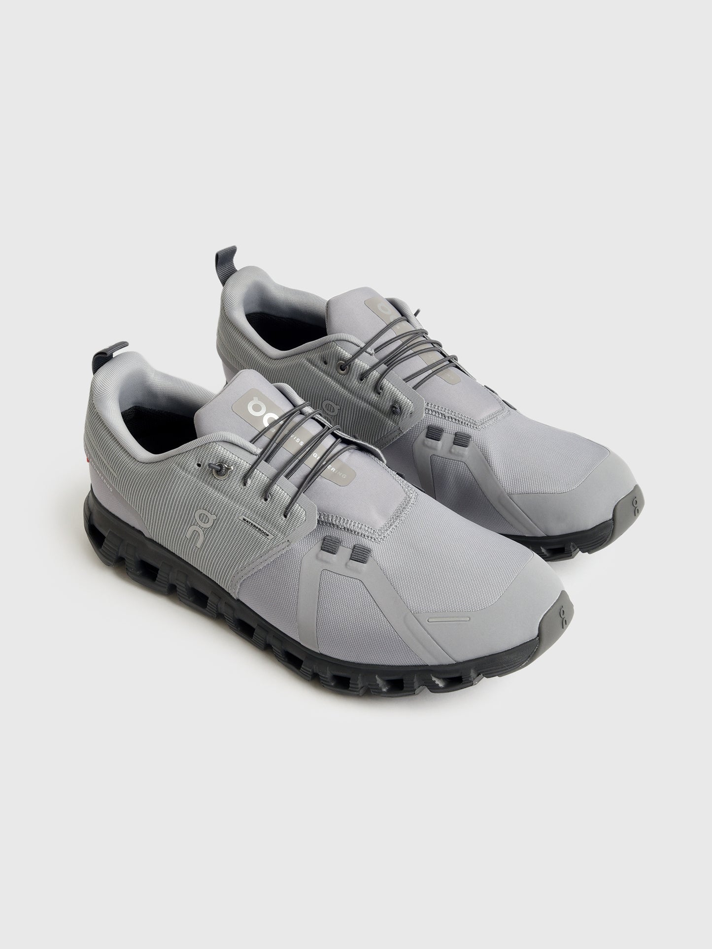 ON Men's Cloud 6 Waterproof Sneaker