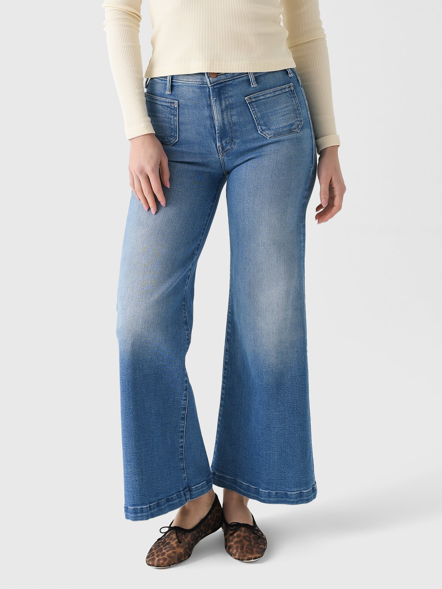 Mother Women's Petites The Lil' Hustler Roller Patch Pocket Sneak Jean