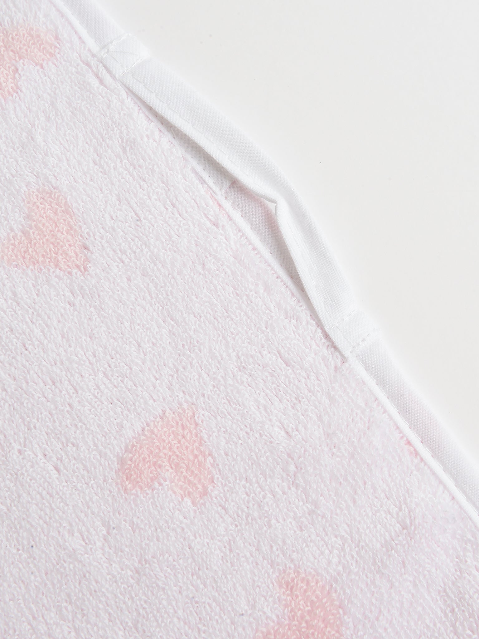 Signature Hand TowelsxHEARTS-alt2