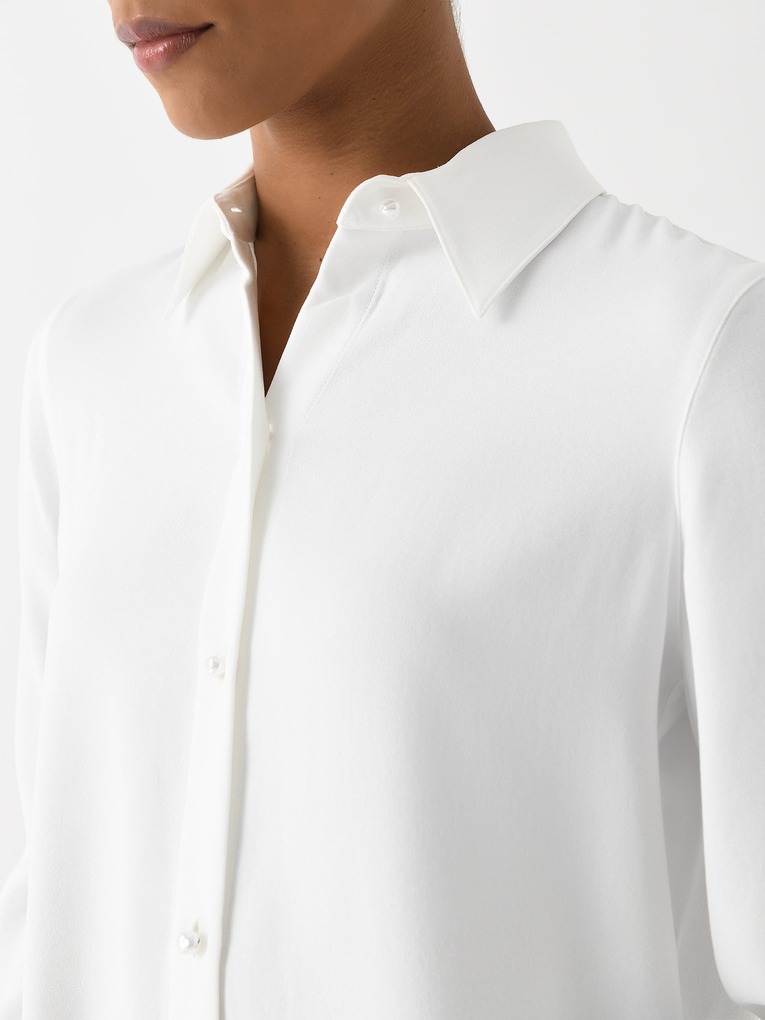 VINCE CLASSIC OXFORD LONGSLEEVE MOTHER OF PEARL BUTTON DOWN SHIRT buy SMALL $295