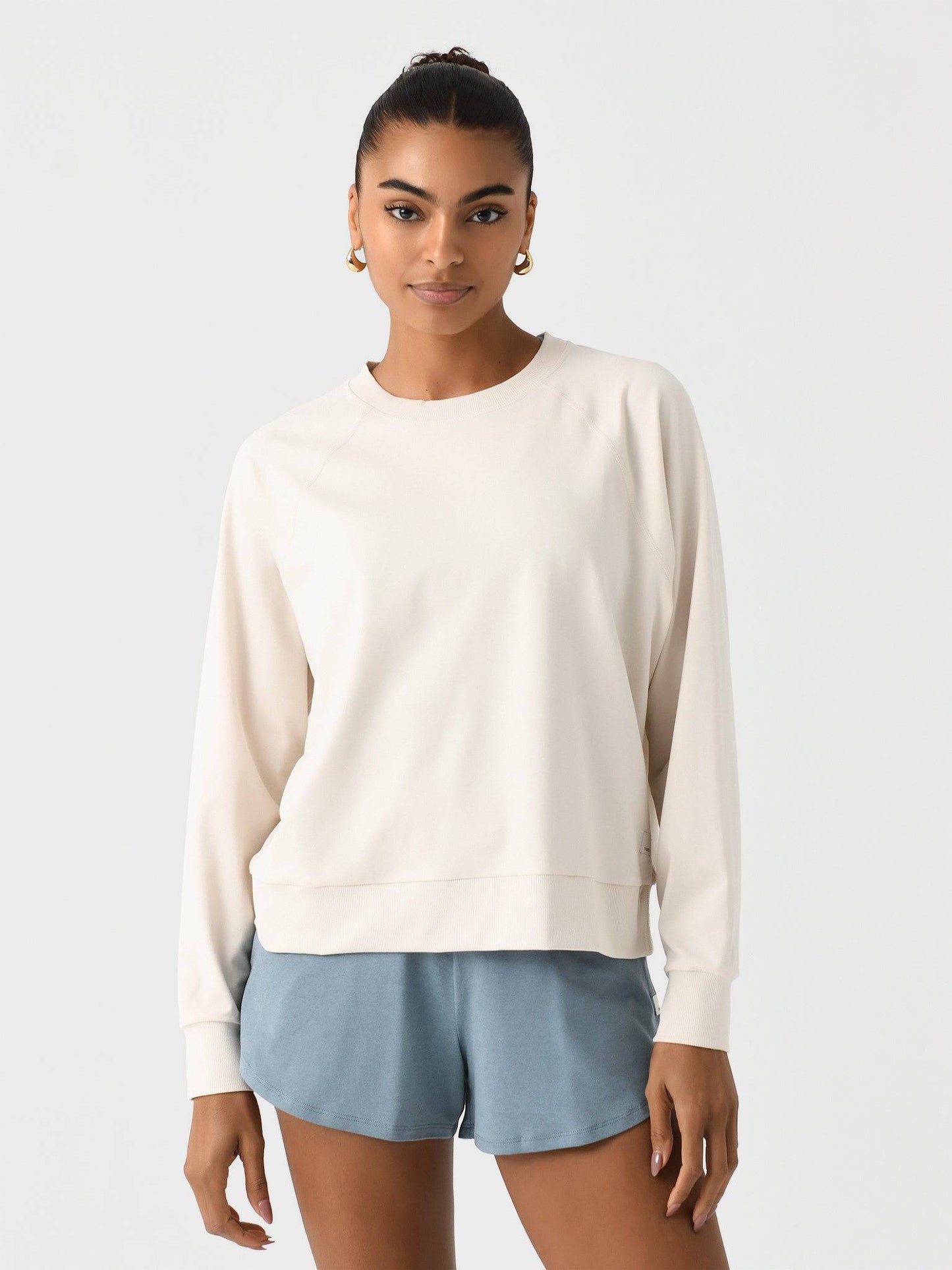 Vuori Women's Long Sleeve Halo Crew