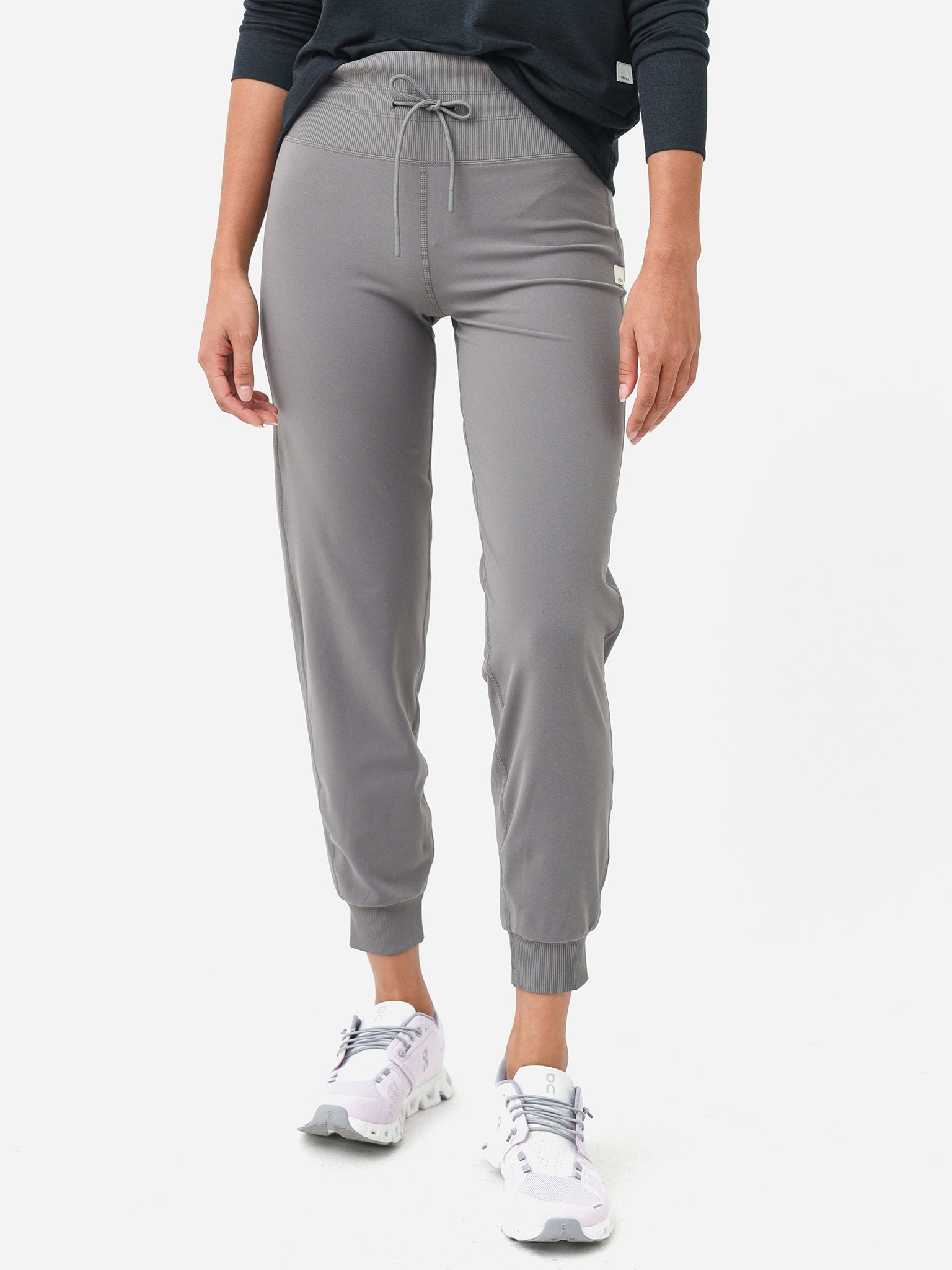 Vuori Women Daily Jogger Pant, newest MEDIUM. New with Tags