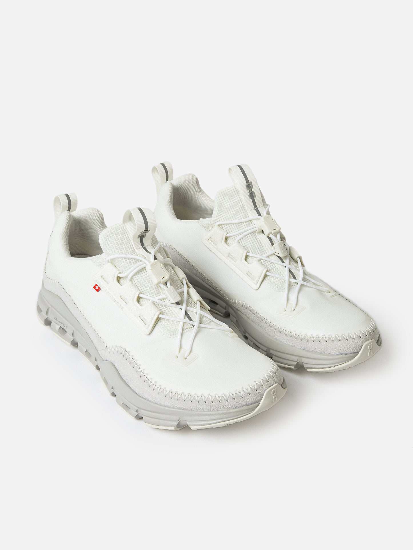 ON Women's Cloudaway Sneaker