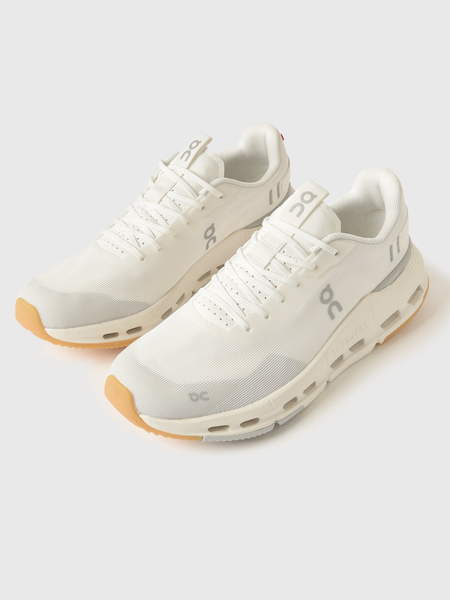 ON Women's Cloudnova Form 2 Sneaker