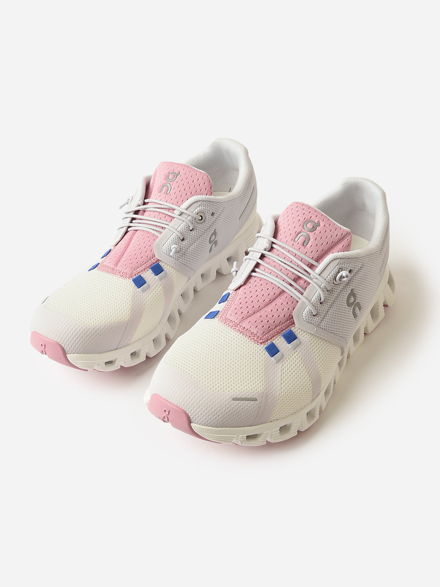 ON Women's Cloud 5 Push Sneaker