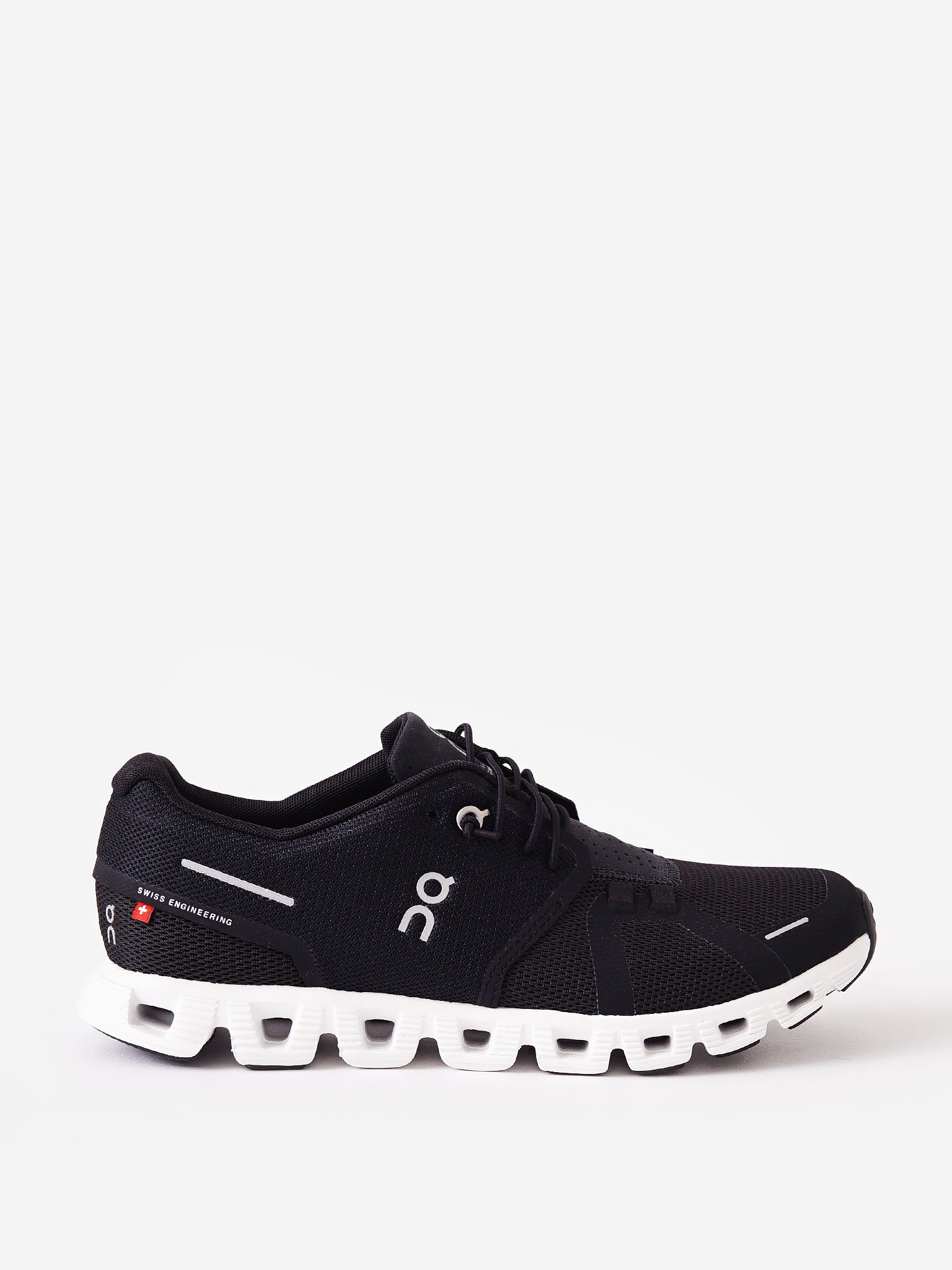 All black on cloud fashion shoes