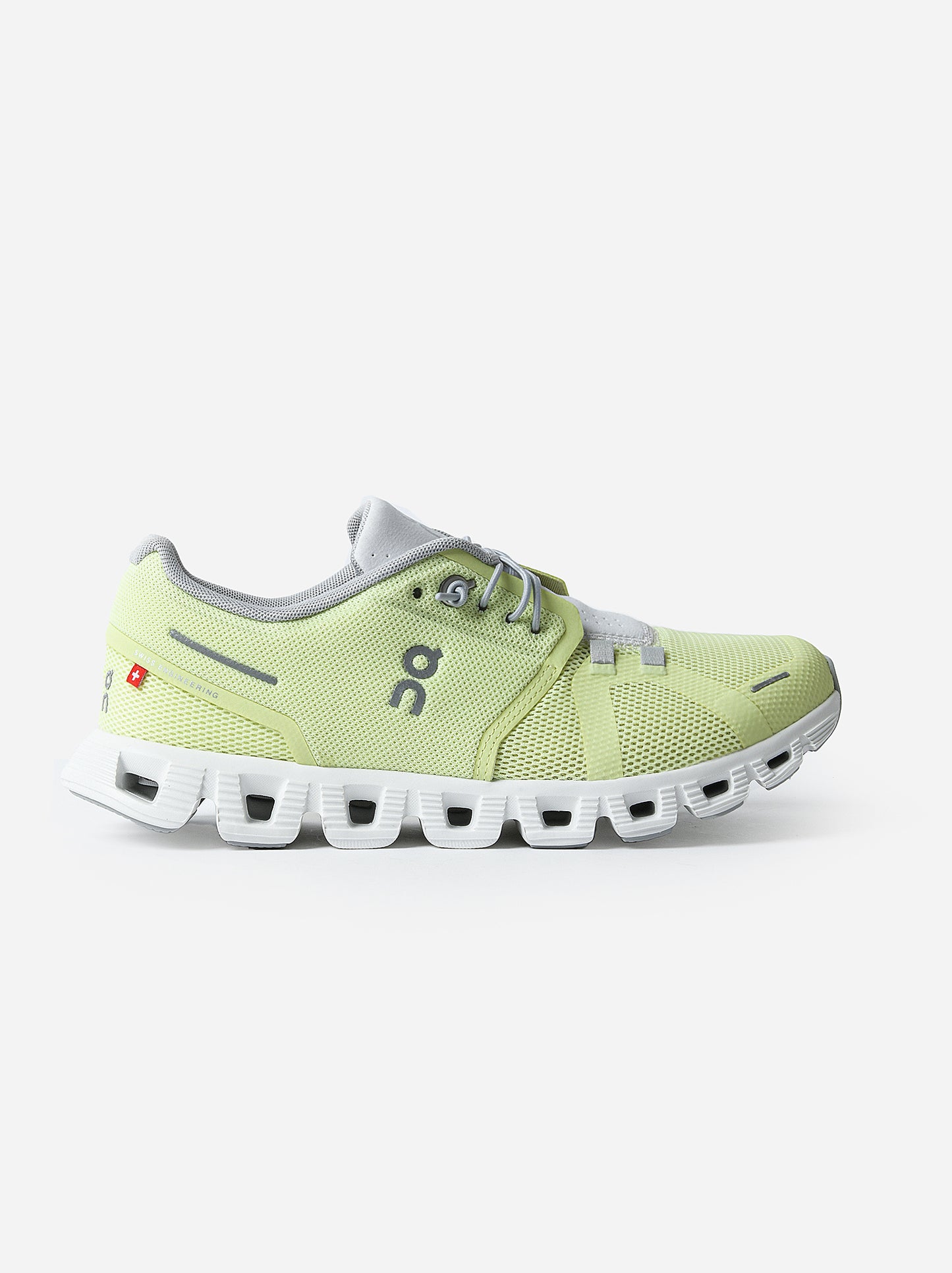 ON Women's Cloud 5 Sneaker