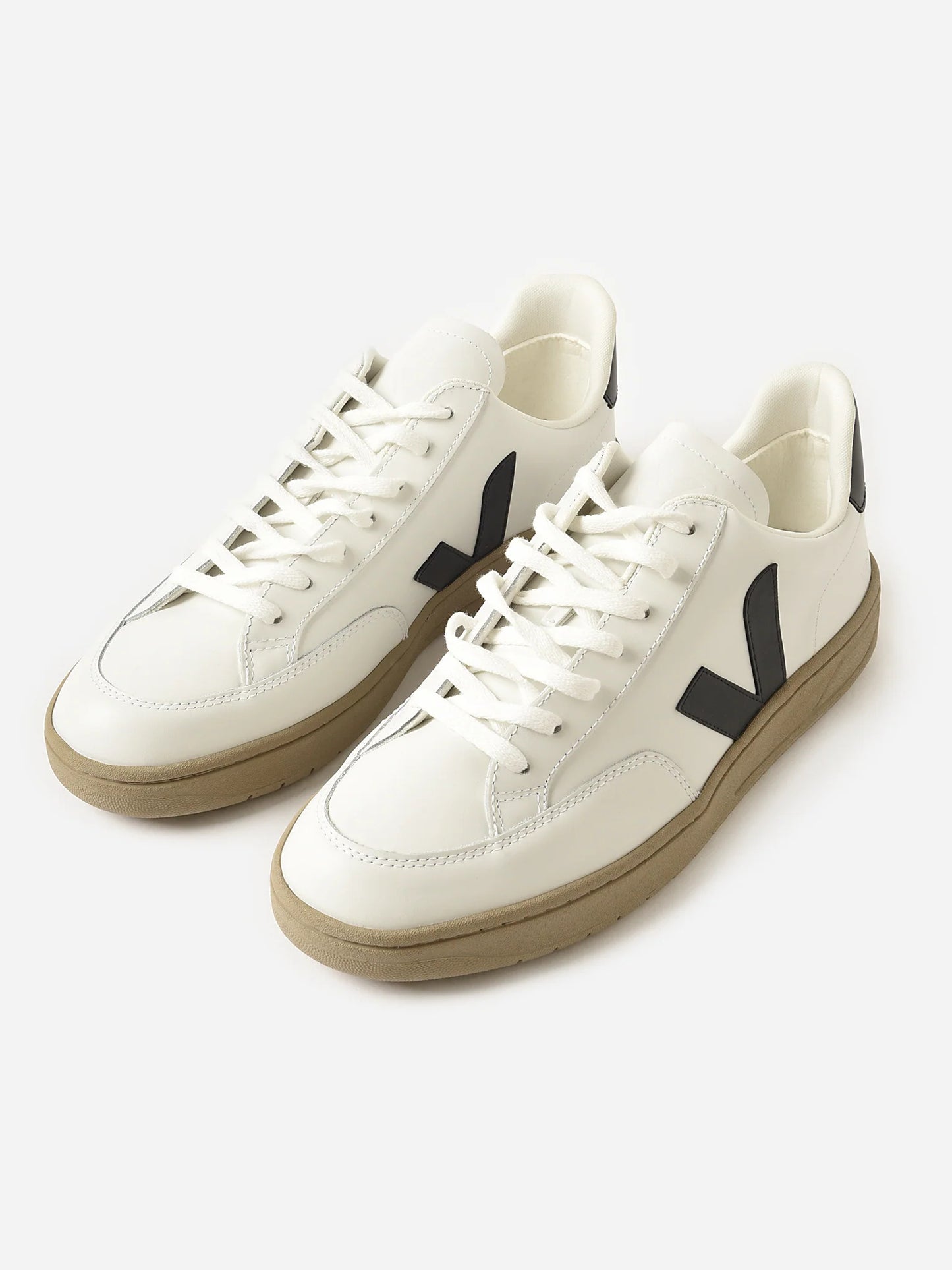 VEJA Men's V-12 Leather Sneaker