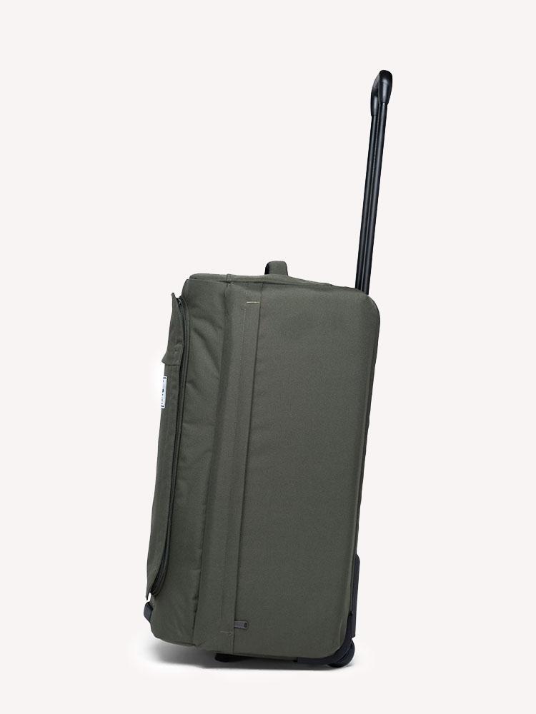 Herschel outfitter luggage unclockable wheelie