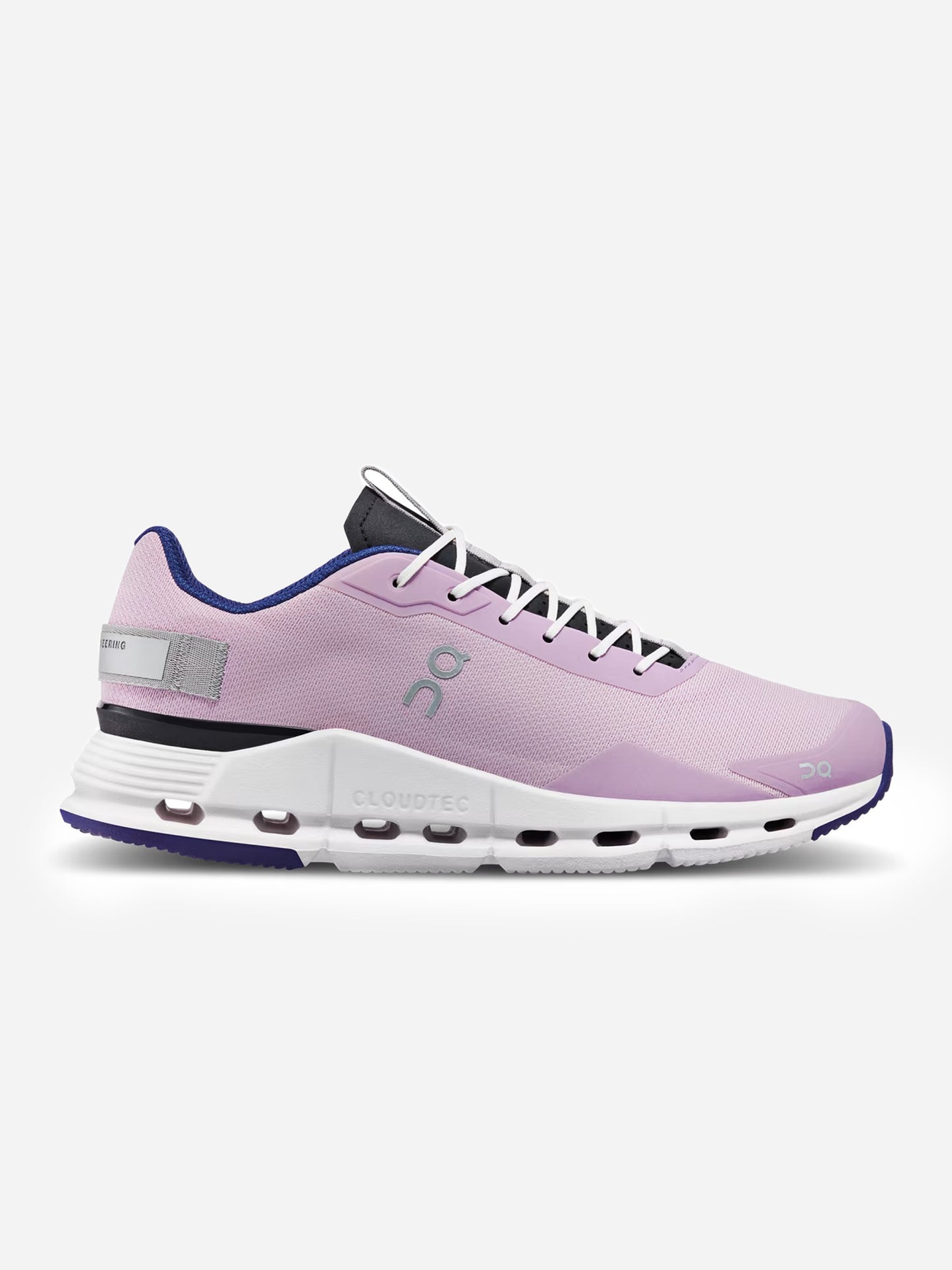 ON Women's Cloudnova Form Sneaker