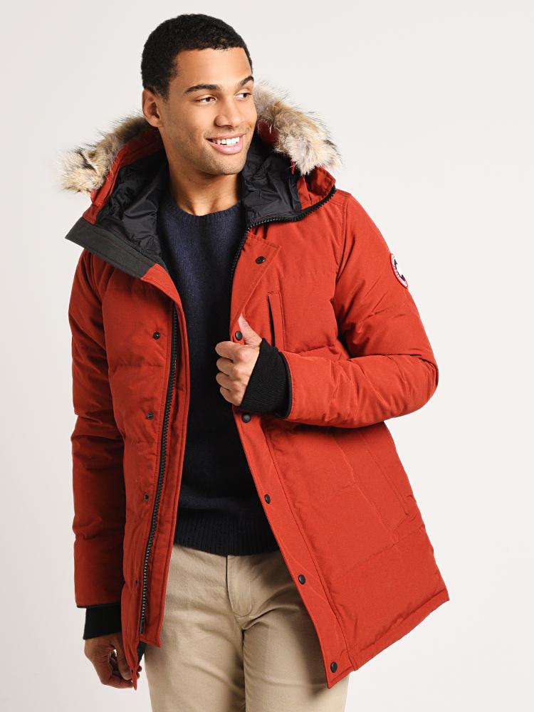 Canada goose hot sale carson review