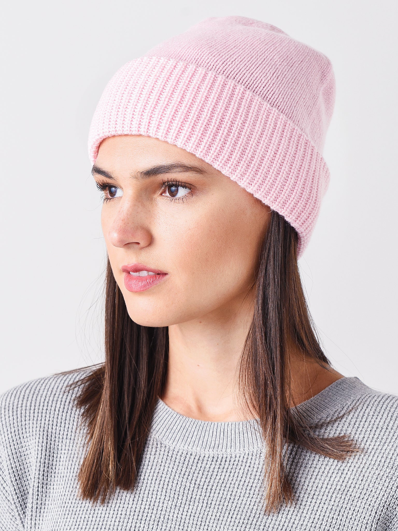 Echo Women's Cashmere Blend Lofty Beanie – saintbernard.com