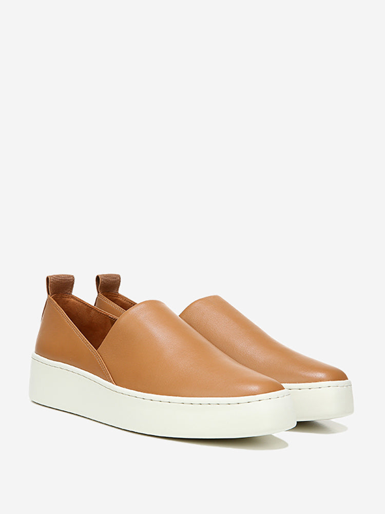 Vince saxon cheap slip on