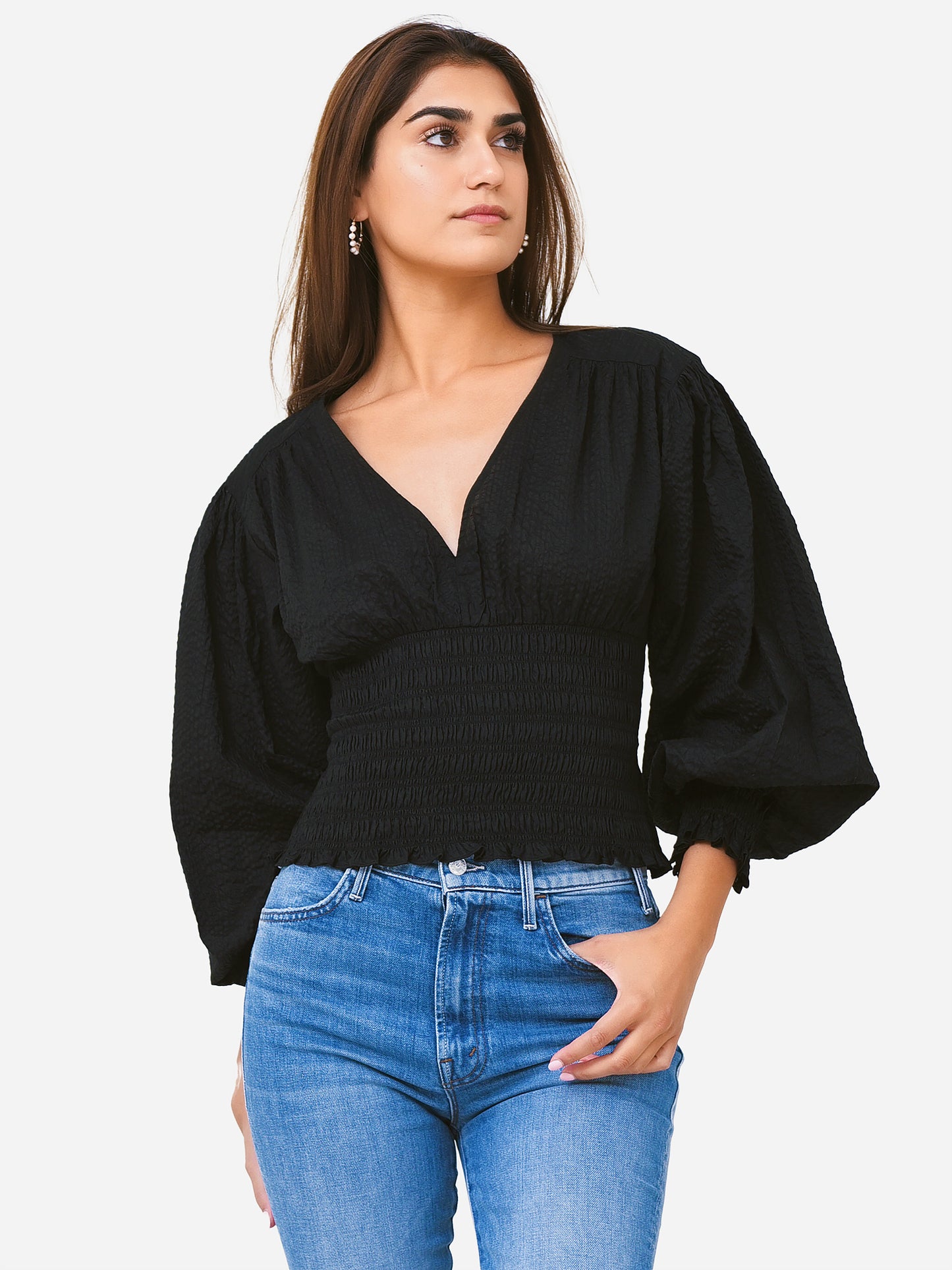 Frame Women's V-Neck Smocked Top