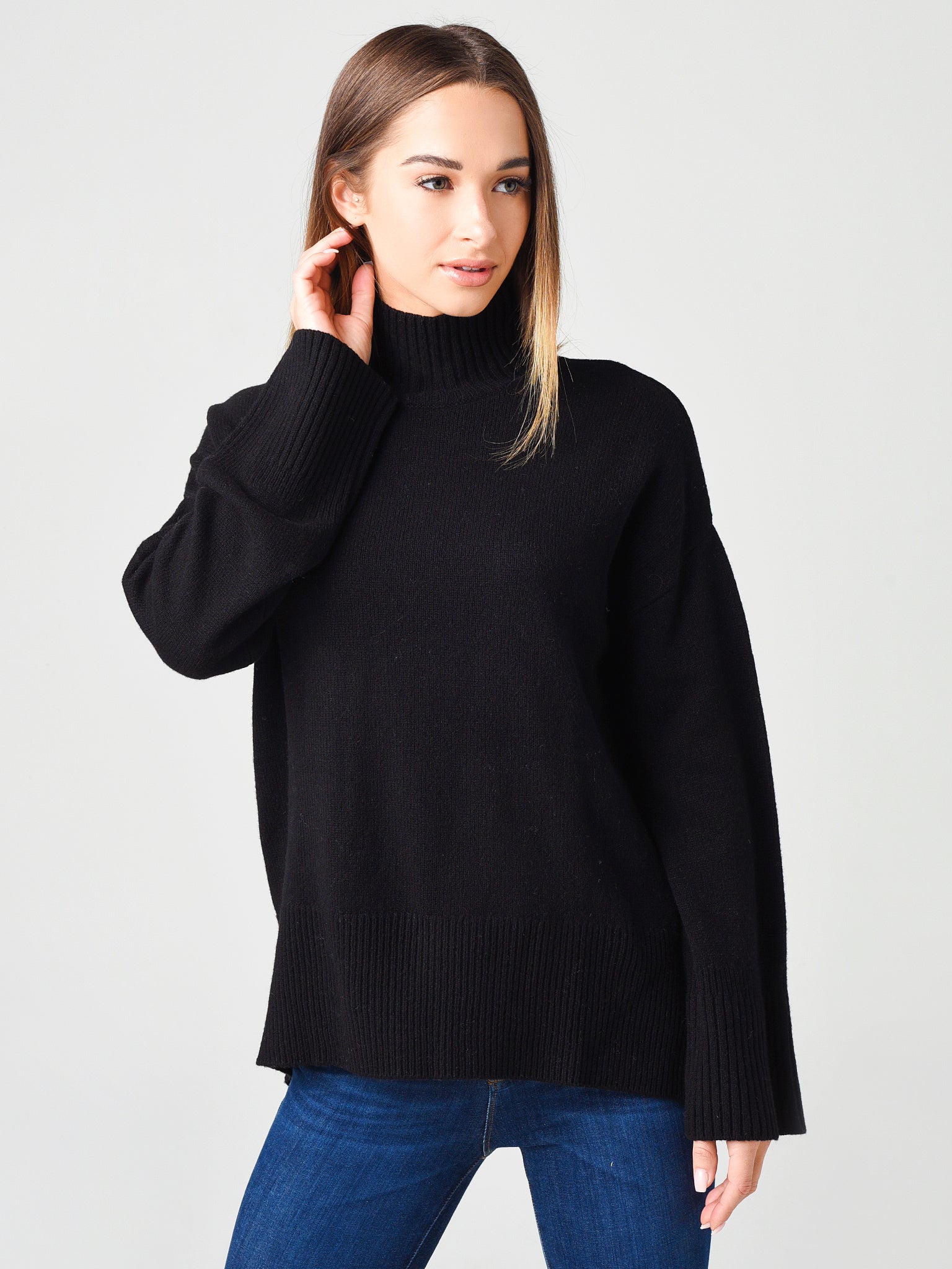 FRAME Large Navy High Low Boxy hotsell Turtleneck Sweater Wool Cashmere