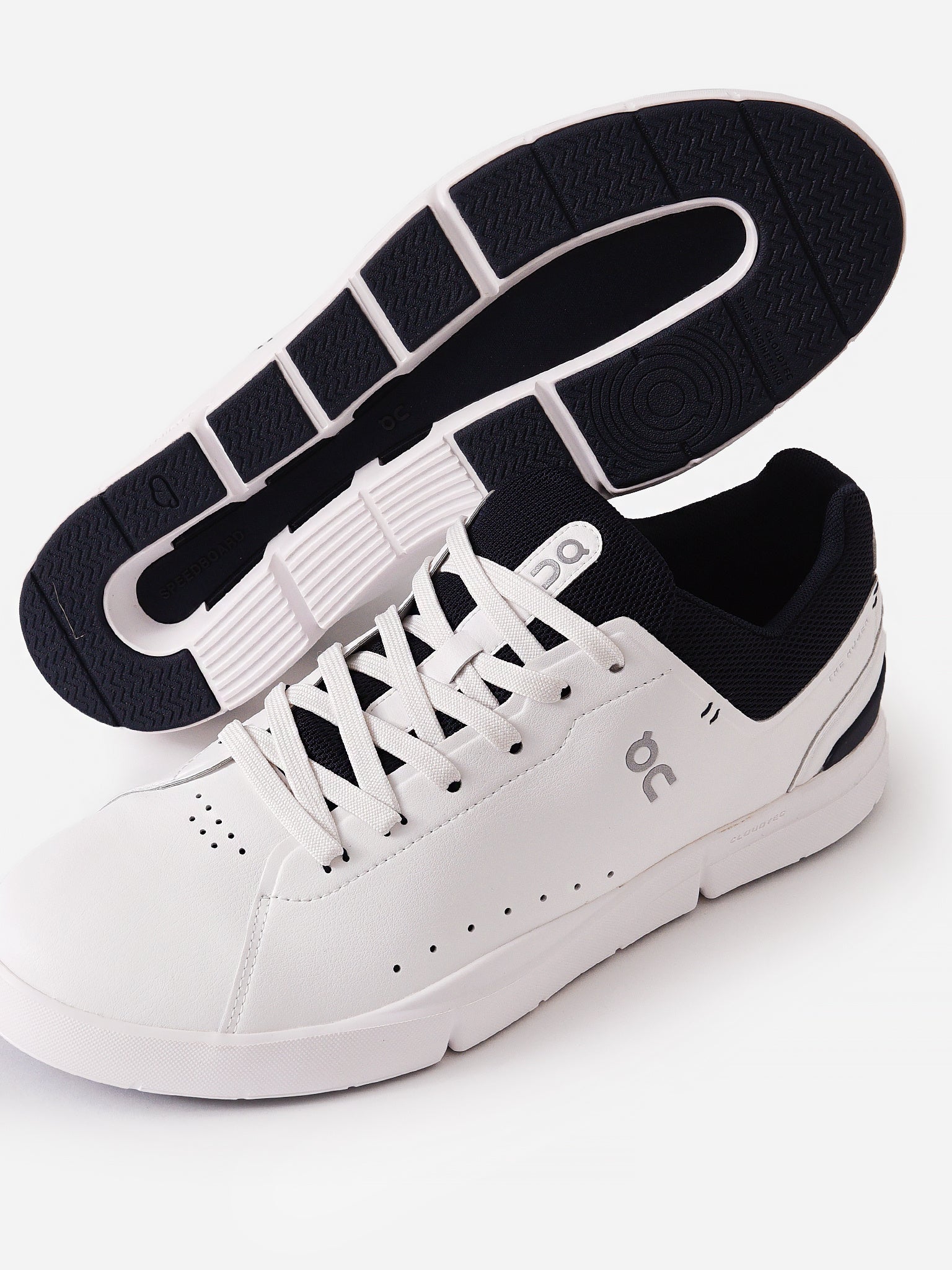 ON Men's The Roger Advantage Sneaker