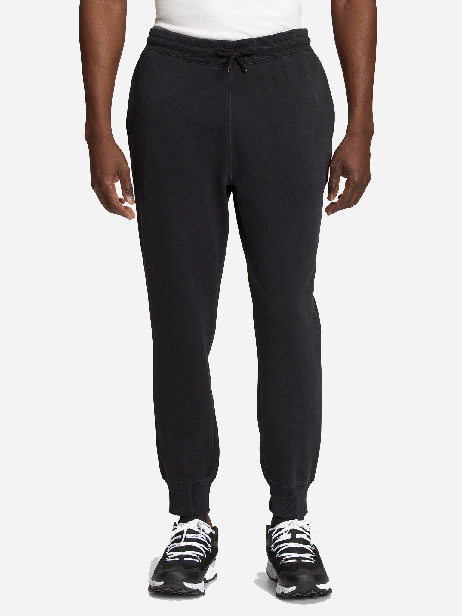 The North Face Men’s Garment Dye Joggers – saintbernard.com