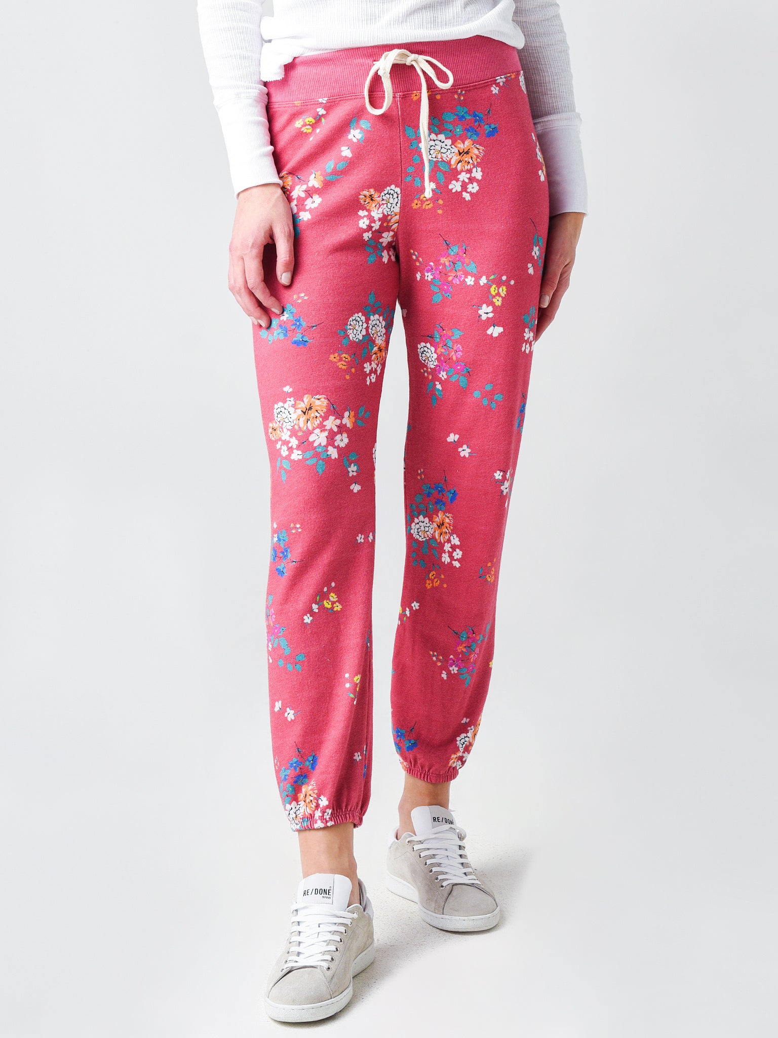 Sundry floral jogger new arrivals