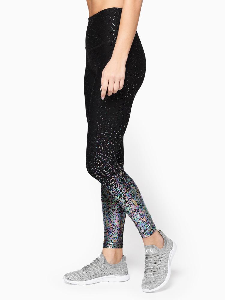 Beyond Yoga Alloy Ombre High Waisted Midi Legging in Black