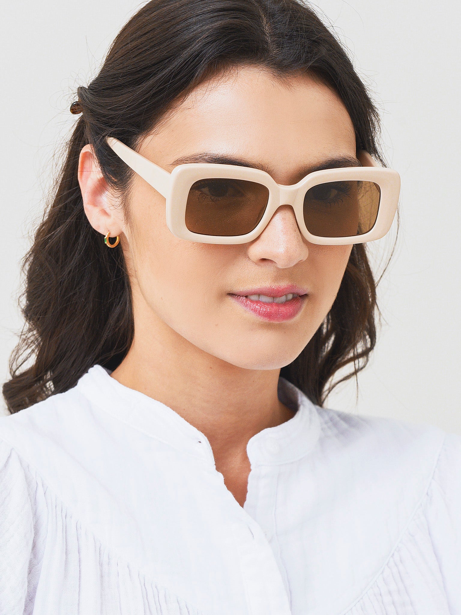 Velvet Canyon Golden Era Meringue Sunglasses – saintbernard.com