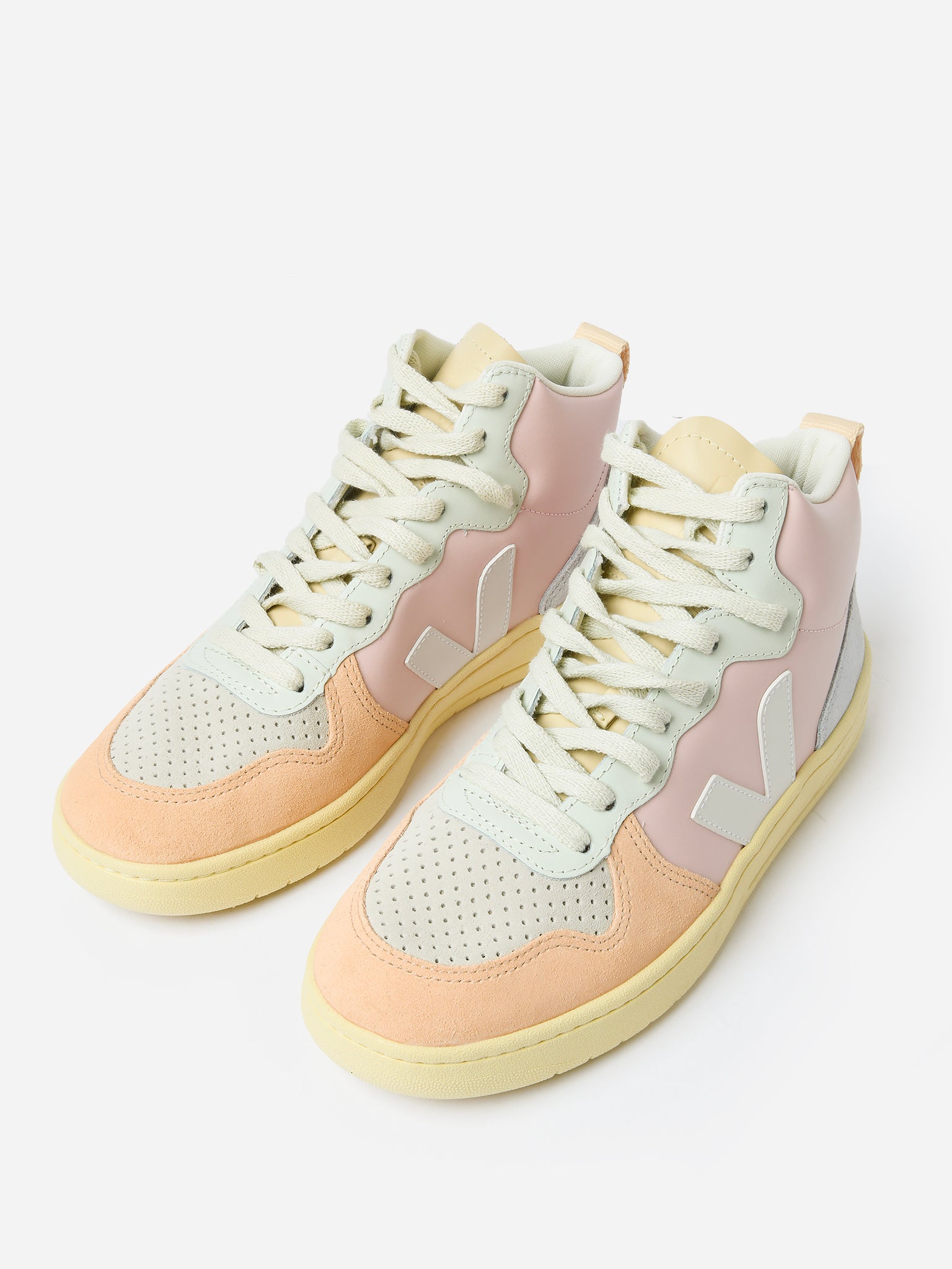 VEJA Women s V 15 Leather Sneaker