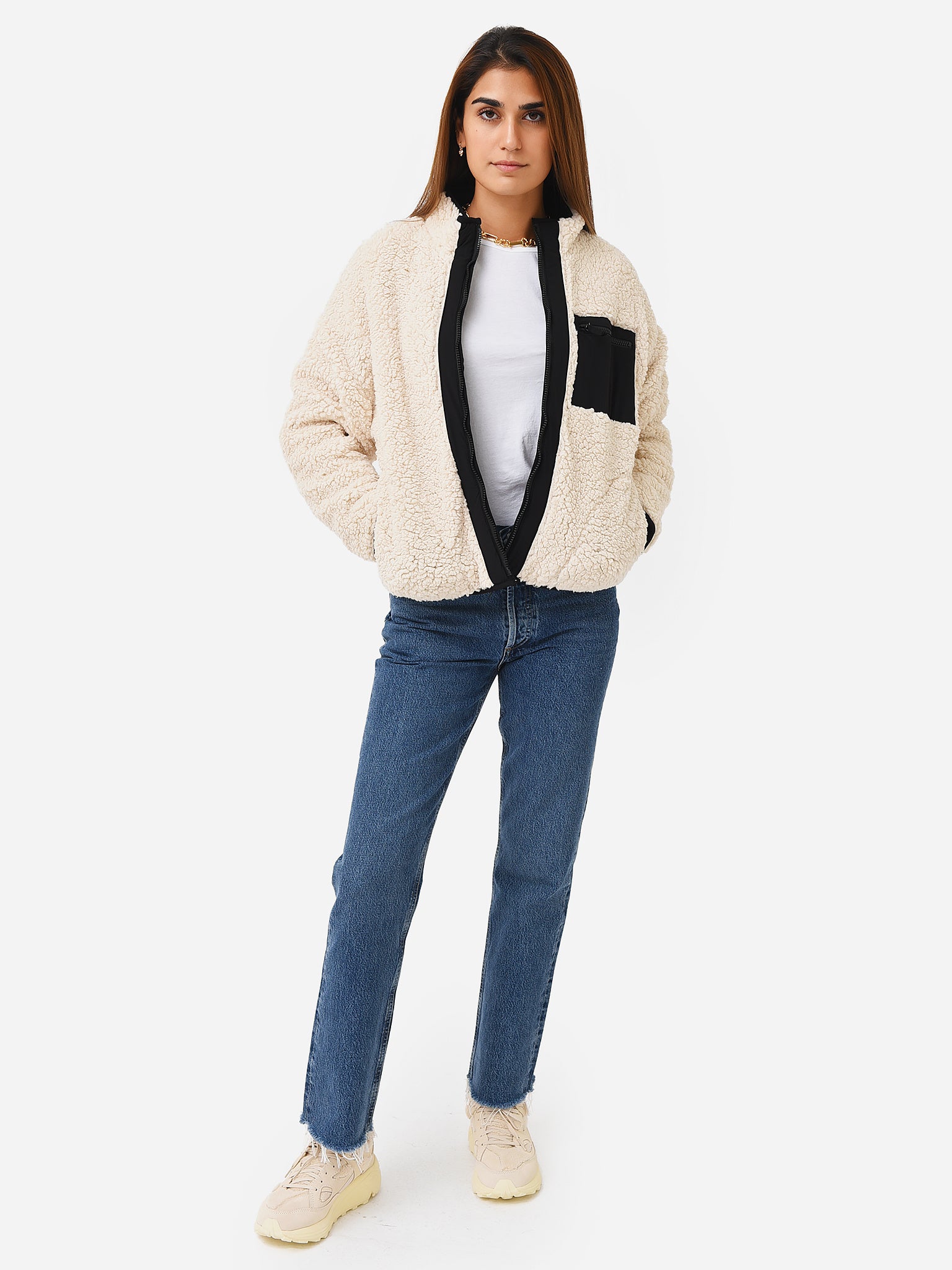 Z Supply Women's On-The-Go Reversible Quilted Sherpa Jacket